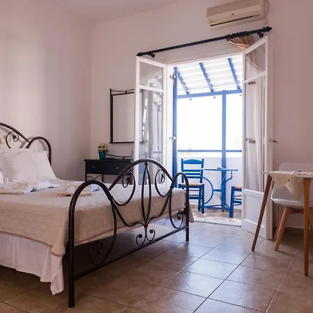 Inn Anastasia Adamantas (Milos)