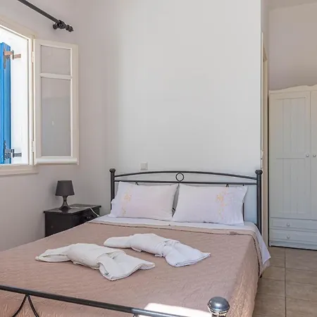 Inn Anastasia Adamantas (Milos)